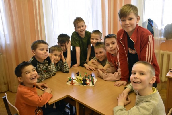 Благотворительная акция «Согреем детские сердца» в Красногорском благочинии