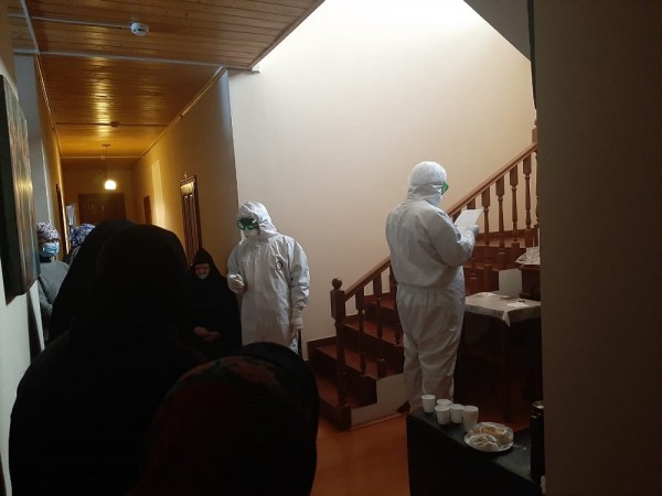 Причащение больных COVID-19 в Красногорске