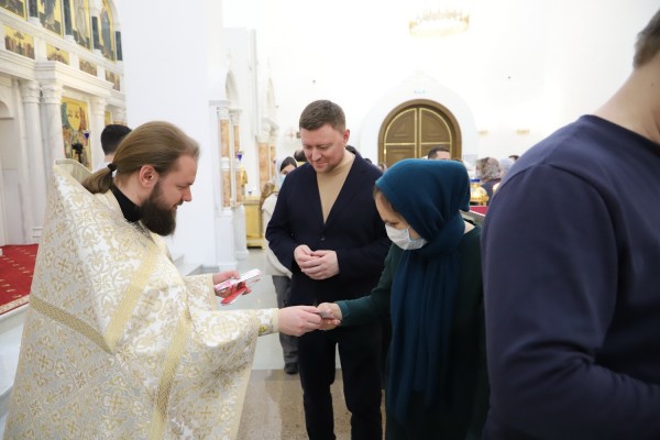 Миссионерская Литургия для детей в Никольском соборе Красногорска