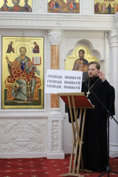 Миссионерская Литургия для детей в Никольском соборе Красногорска