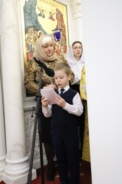 Миссионерская Литургия для детей в Никольском соборе Красногорска