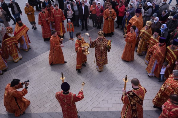 Архиерейское богослужение в Никольском Соборе