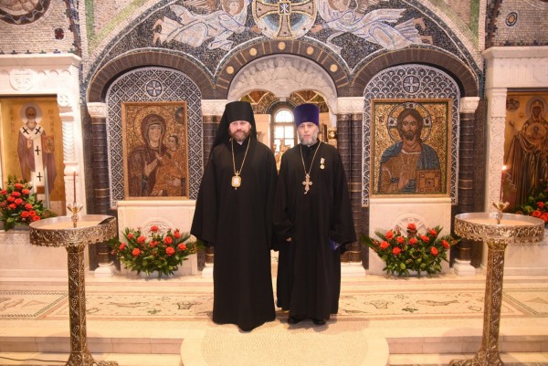 Архиерейское богослужение в Никольском Соборе