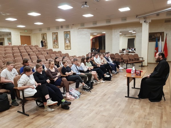 Проект «Вопрос священнику» в Красногорском благочинии