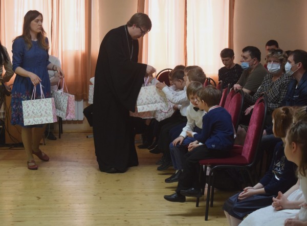 Пасхальные праздники для учащихся дошкольного отделения ДЦМШ