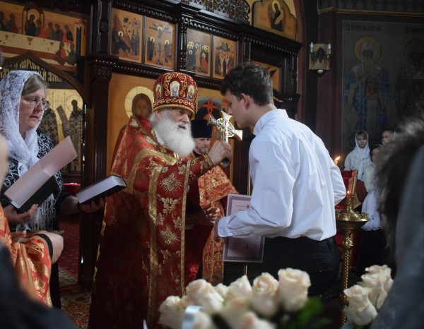 Выпускной акт ДЦМШ в Успенском храме г. Красногорска