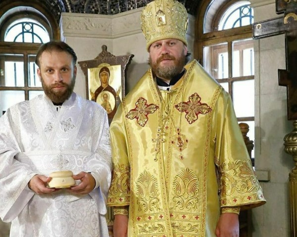 Архиерейское богослужение в Знаменском храме г. Красноорска