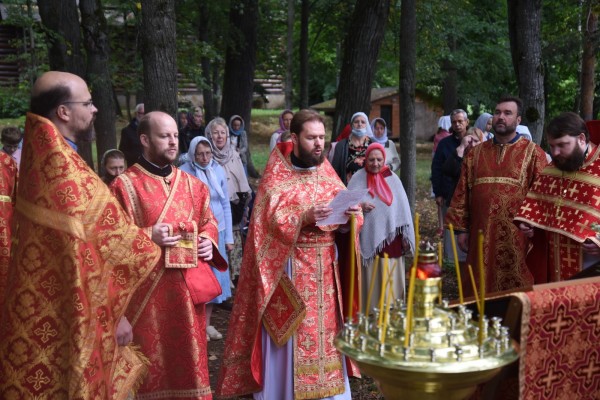 Память священномученика Петра (Голубева) в Красногорске