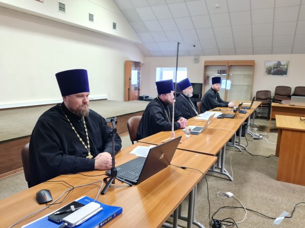 Заседание Архиерейского совета Московской митрополии