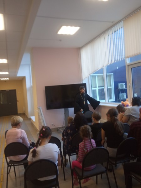 Духовное окормление беженцев из Донбасса