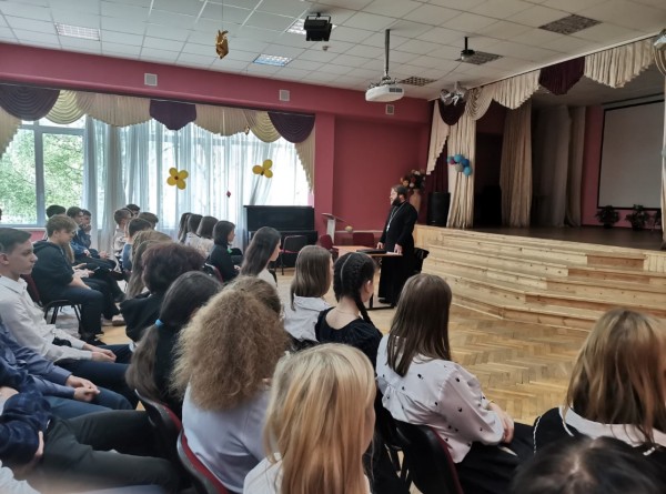 Беседа со школьниками в Гимназии №7 г. Красногорска