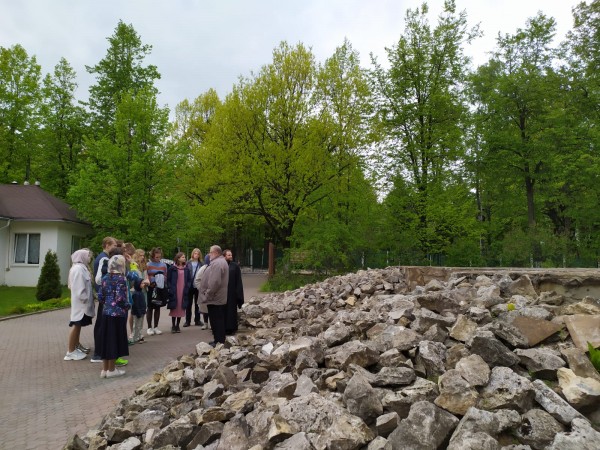 Паломническая поездка в Николо-Угрешский монастырь и Бутовский полигон