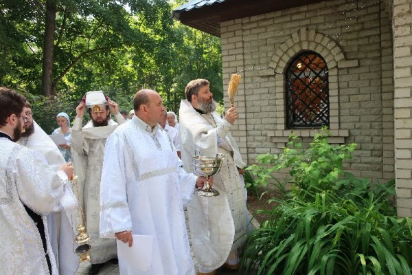 Освящение Владимирского храма в Нахабино
