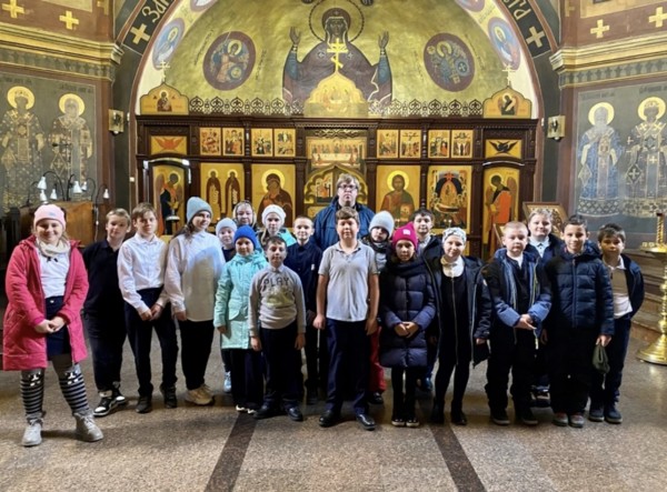 Гости в Успенском храме г. Красногорска