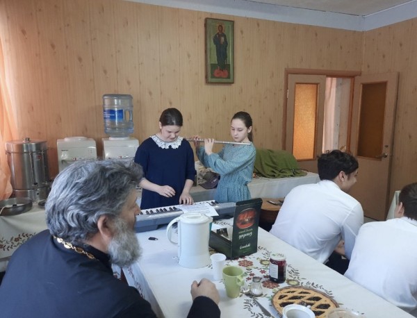 Молодёжные посиделки в Данииловском храме пос. Нахабино