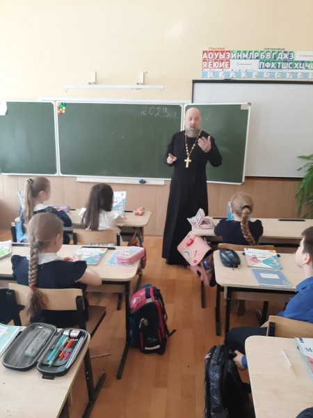 Акция «Задай вопрос священнику» в Красногорском благочинии