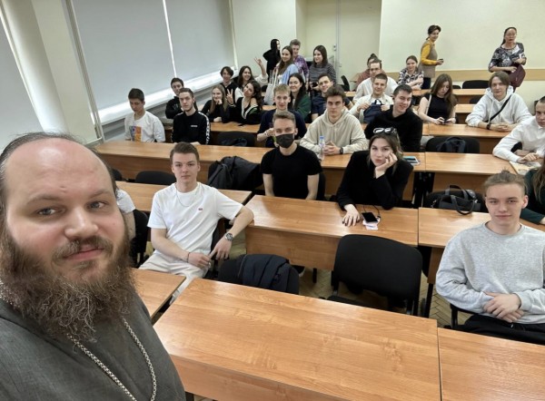Миссионерские встречи священника Павла Островского 