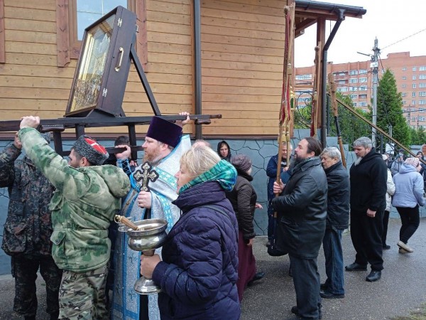 Крестный ход с иконой Пресвятой Богородицы “Избавительница от бед" в Красногорском благочинии