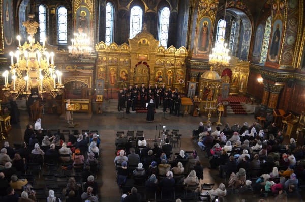 Участие Хора юношей Успенского храма г. Красногорска во Втором Всероссийском фестивале «Оптинские встречи на берегах Невы»