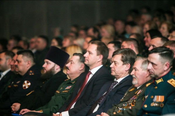 Торжественное собрание в честь Дня защитника Отчества в ДК "Подмосковье"