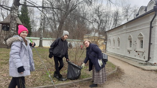 Акция "Вера без дел мертва" в Архангельском 