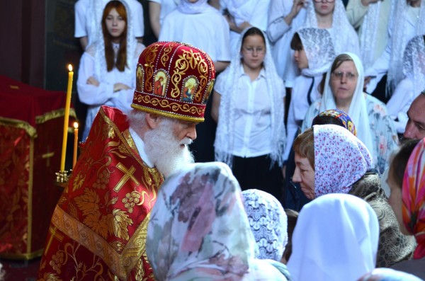 Архиерейское богослужение в Успенском храме Красногорска
