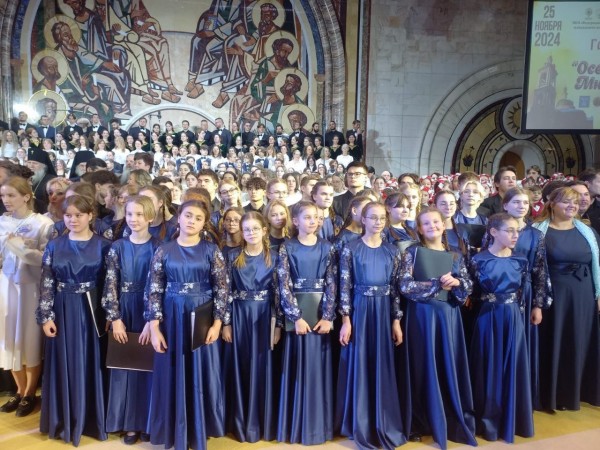 Участие Старшего хора девочек ДЦМШ в фестивале «Осеннее многоголосие»