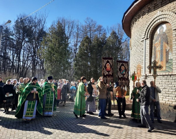 Престольный праздник в Данииловском храме пос. Нахабино