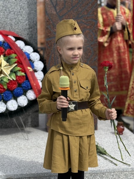 В храме свт. Иоанна Златоуста д. Козино 4 мая прошло торжественное мероприятие, посвященное празднованию 80-летия со Дня Великой Победы.