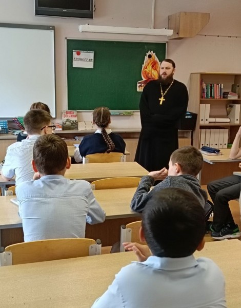 Акция «Пасха Христова - наша Победа» в Ульяновской школе 