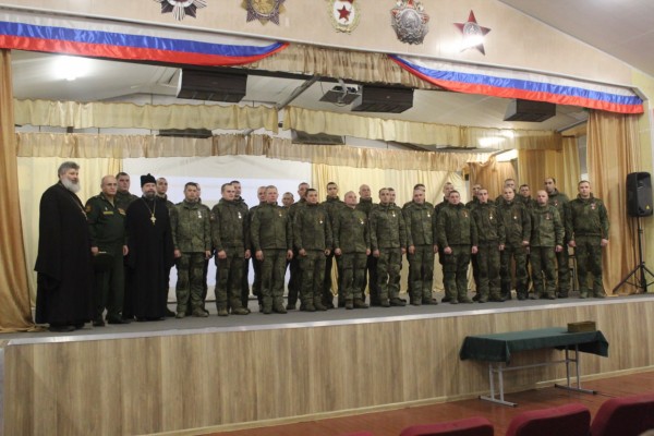 Награждение военнослужащих инженерной бригады