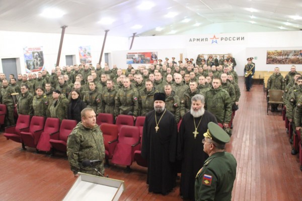 Награждение военнослужащих инженерной бригады