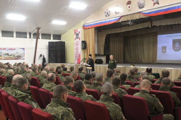 Награждение военнослужащих инженерной бригады