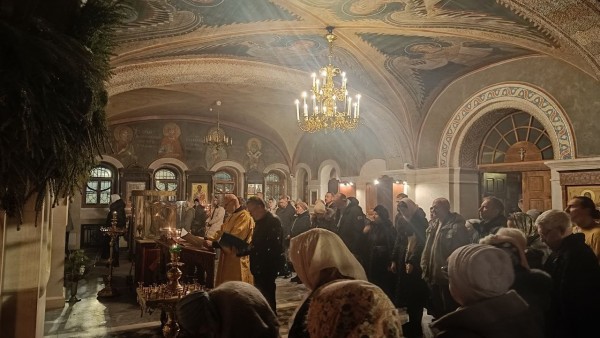 Молебны о вразумлении братий и сестер, имеющих намерение погубити младенца во чреве, в Красногорском благочинии