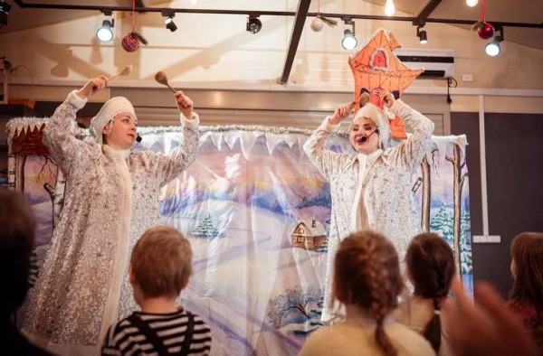 Святочные гуляния продолжились в Георгиевском храме пос. Нахабино 