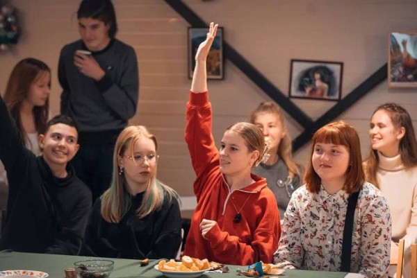 Рождественская молодёжная встреча «Пятёрки» при Георгиевском храме пос. Нахабино