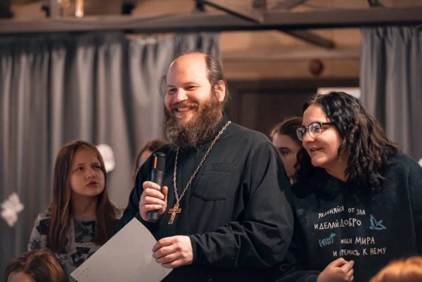 Рождественская молодёжная встреча «Пятёрки» при Георгиевском храме пос. Нахабино