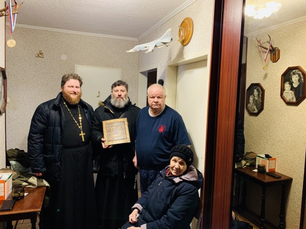 Поздравление блокадников в Красногорском благочинии