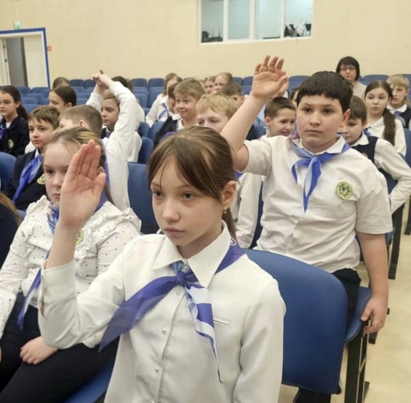 Встреча со священником в СОШ №15 г. Красногорска