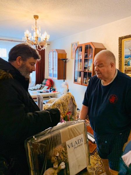 Поздравление блокадников в Красногорском благочинии