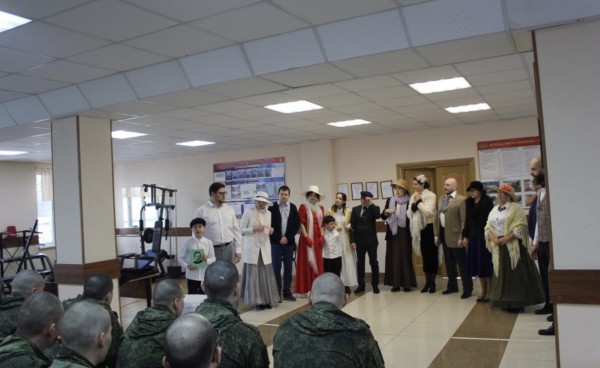 Поздравление с Днём защитника Отечества военнослужащих от прихожан храма Архангела Михаила пгт. Путилково 