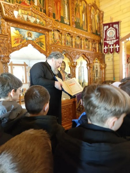 Встреча со школьниками в Покровском храме Нахабино