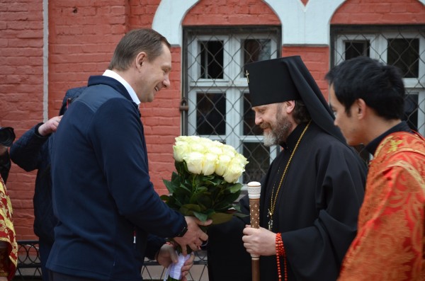Архиерейское богослужение в Успенском храме Красногорска