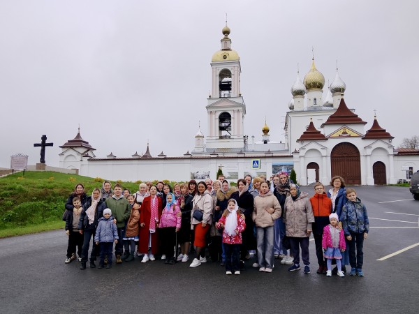 Паломническая поездка прихожан Елисаветинского храма в Годеново и Переславль-Залесский