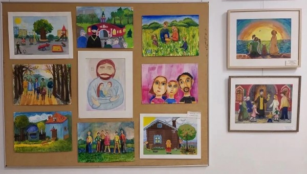 Выставка детских рисунков в Знаменском храме г. Красногорска