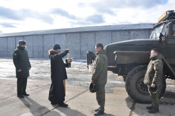 Благословение воинов к параду Победы и освящение техники