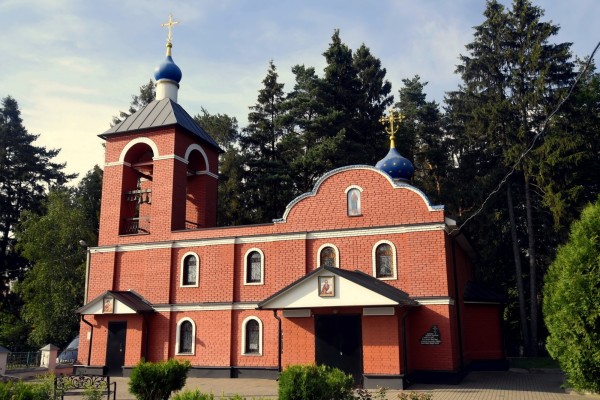 Храм